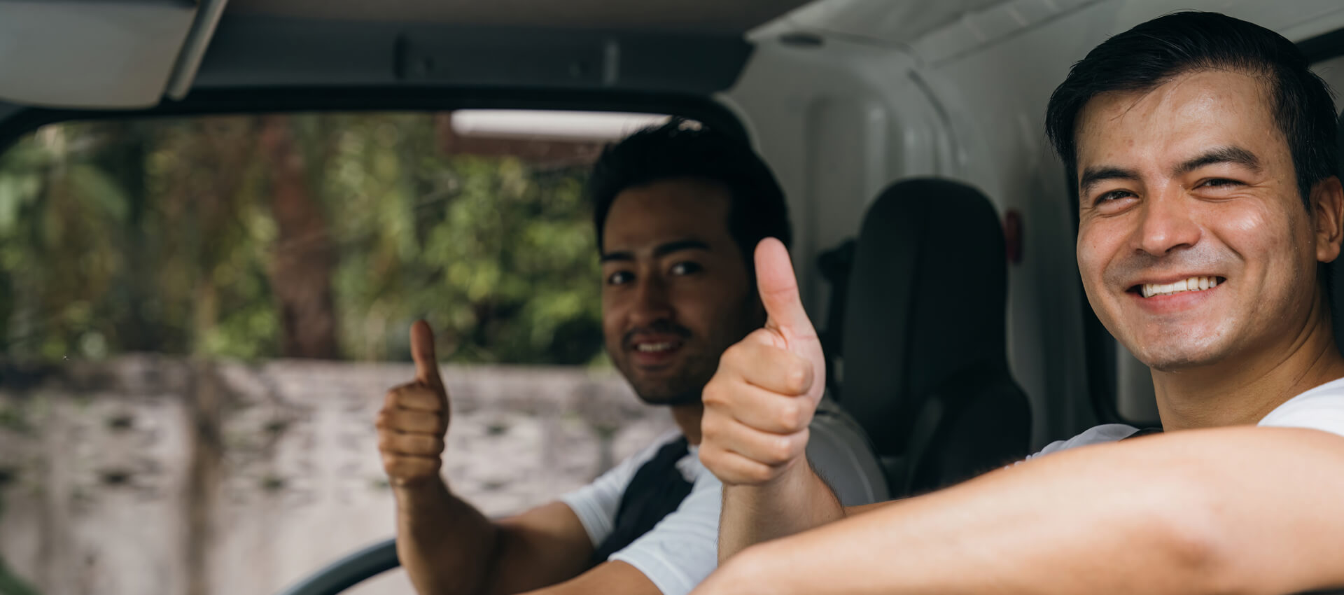 Building a Rewarding Career in Truck Driving with Logisticize